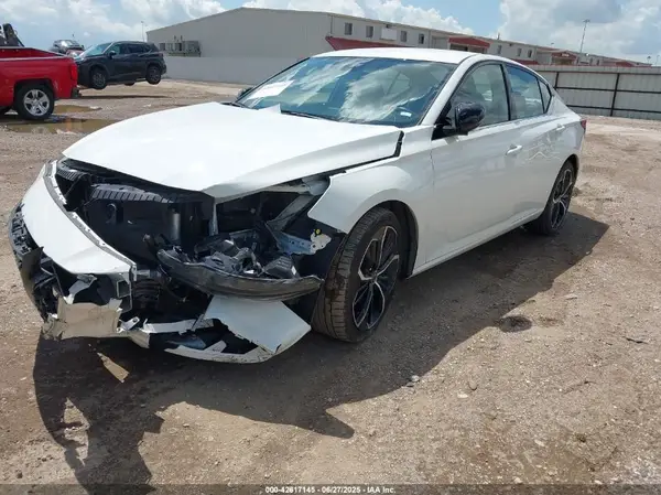 1N4BL4CV8RN363151 2024 NISSAN ALTIMA - Image 2