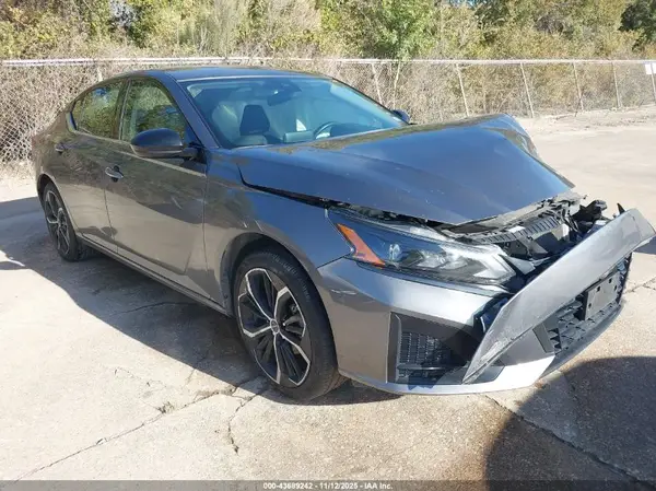1N4BL4CV8RN366020 2024 NISSAN ALTIMA - Image 1