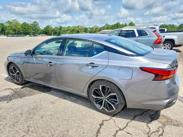 1N4BL4CV8RN371671 2024 NISSAN ALTIMA - Image 2