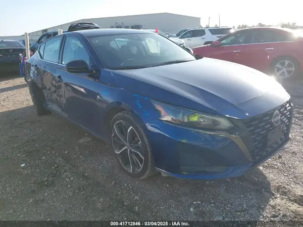 1N4BL4CV8RN374960 2024 NISSAN ALTIMA - Image 1