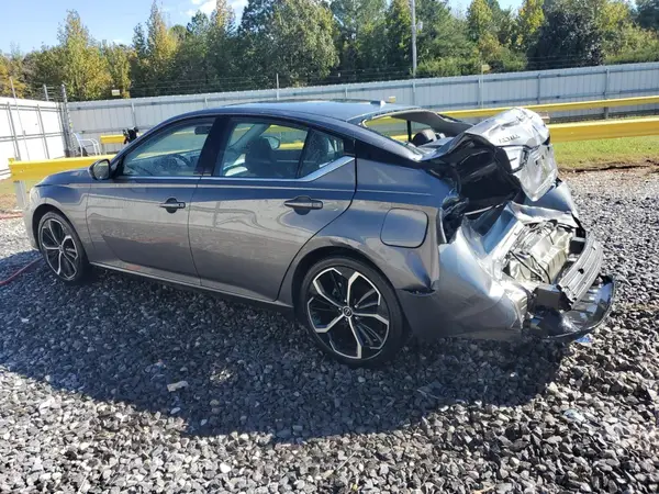 1N4BL4CV8RN375266 2024 NISSAN ALTIMA - Image 2