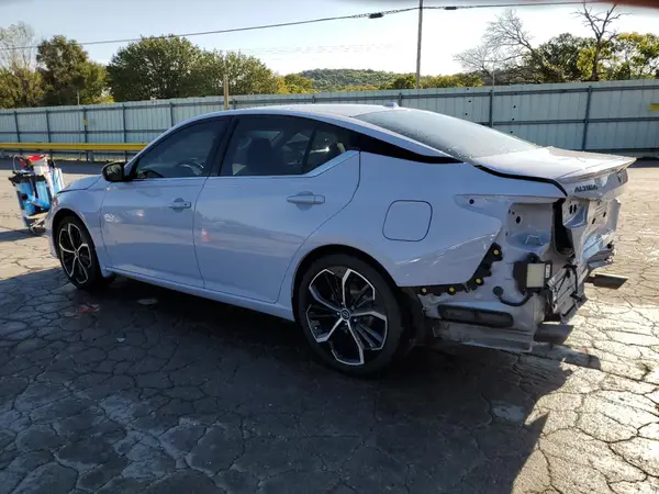 1N4BL4CV8RN376109 2024 NISSAN ALTIMA - Image 2