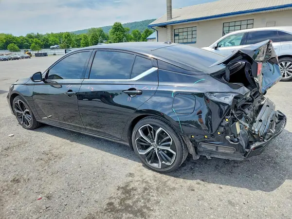 1N4BL4CV8RN387014 2024 NISSAN ALTIMA - Image 2