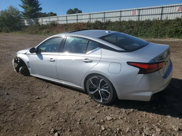 1N4BL4CV8RN389457 2024 NISSAN ALTIMA - Image 2