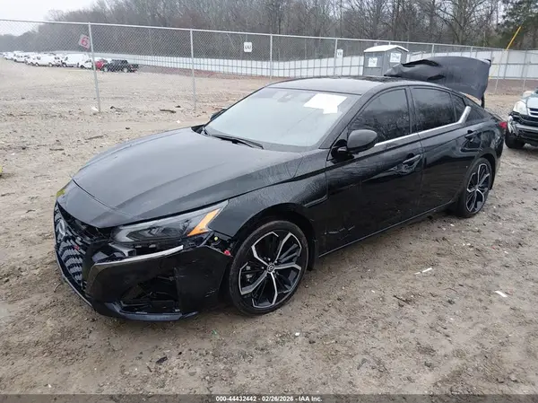 1N4BL4CV8RN407665 2024 NISSAN ALTIMA - Image 2