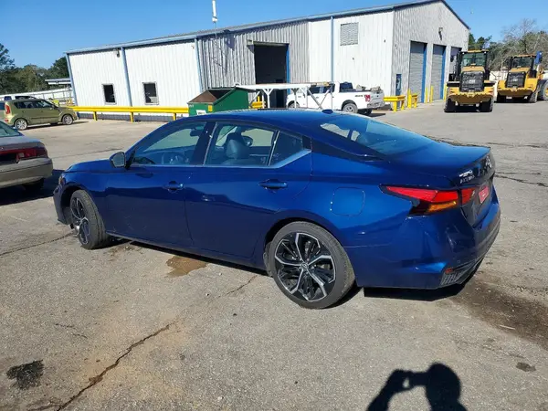 1N4BL4CV8RN413143 2024 NISSAN ALTIMA - Image 2