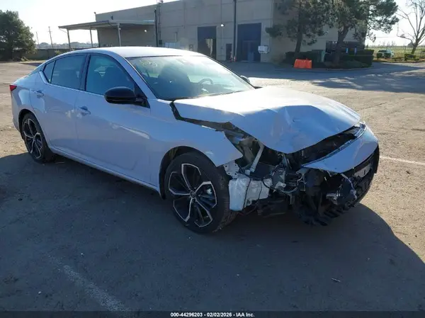 1N4BL4CV8RN414244 2024 NISSAN ALTIMA - Image 1