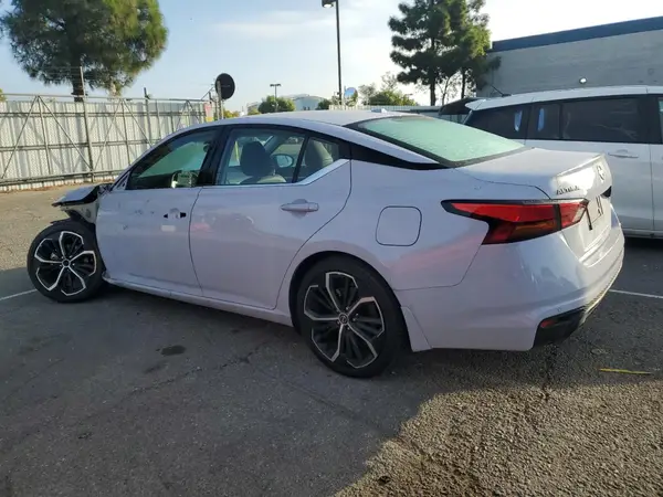 1N4BL4CV8SN323366 2025 NISSAN ALTIMA - Image 2
