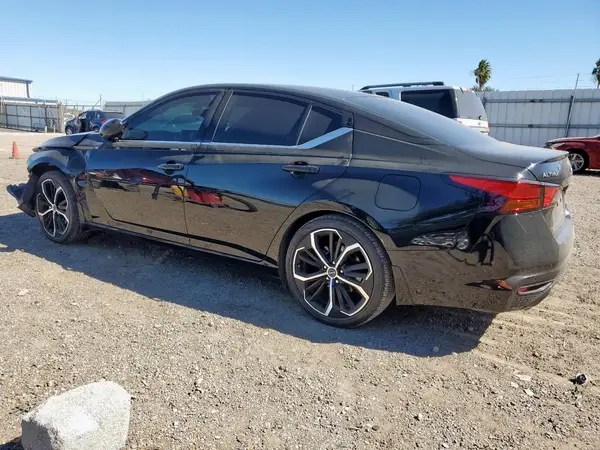 1N4BL4CV8SN351149 2025 NISSAN ALTIMA - Image 2