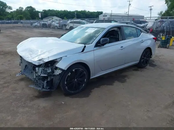 1N4BL4CV9KC116030 2019 NISSAN ALTIMA - Image 2