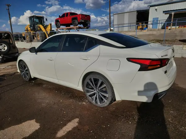 1N4BL4CV9KC116514 2019 NISSAN ALTIMA - Image 2