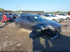 1N4BL4CV9KC132017 2019 NISSAN ALTIMA