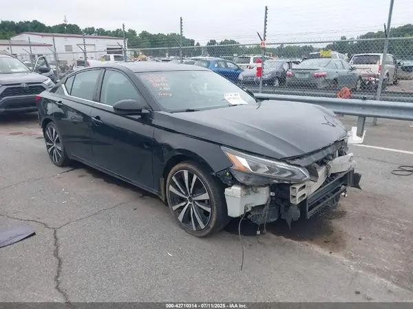 1N4BL4CV9KC134513 2019 NISSAN ALTIMA - Image 1