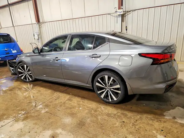 1N4BL4CV9KC136388 2019 NISSAN ALTIMA - Image 2