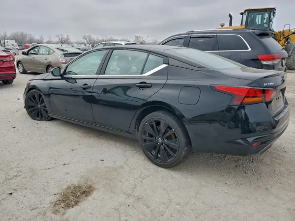 1N4BL4CV9KC153935 2019 NISSAN ALTIMA - Image 2
