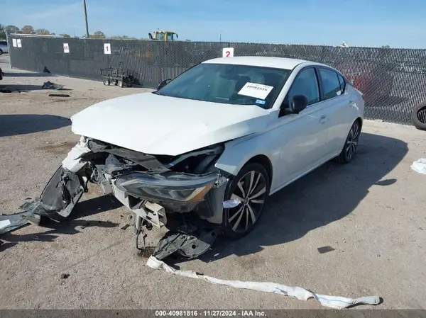 1N4BL4CV9KC158021 2019 NISSAN ALTIMA - Image 2