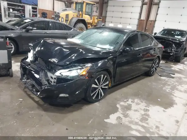 1N4BL4CV9KC176132 2019 NISSAN ALTIMA - Image 2