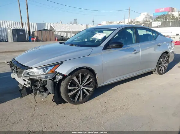 1N4BL4CV9KC198065 2019 NISSAN ALTIMA - Image 2