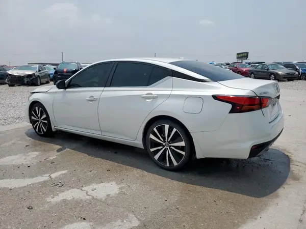 1N4BL4CV9KN320072 2019 NISSAN ALTIMA - Image 2