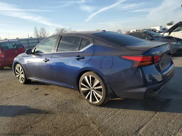 1N4BL4CV9KN320928 2019 NISSAN ALTIMA - Image 2