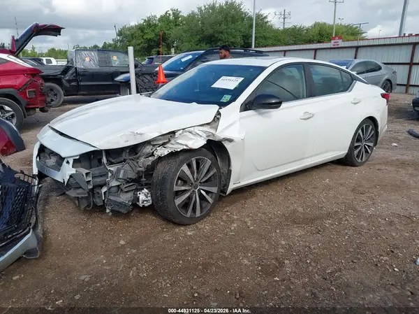 1N4BL4CV9KN323389 2019 NISSAN ALTIMA - Image 2
