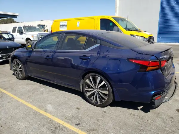 1N4BL4CV9KN323618 2019 NISSAN ALTIMA - Image 2