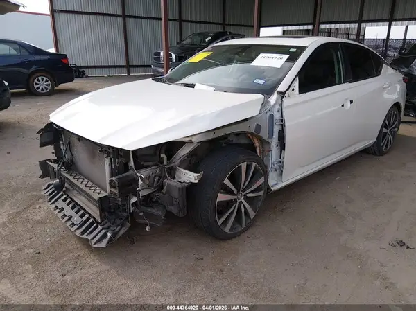 1N4BL4CV9LC116739 2020 NISSAN ALTIMA - Image 2