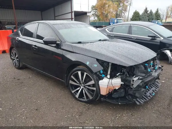 1N4BL4CV9LC117289 2020 NISSAN ALTIMA - Image 1