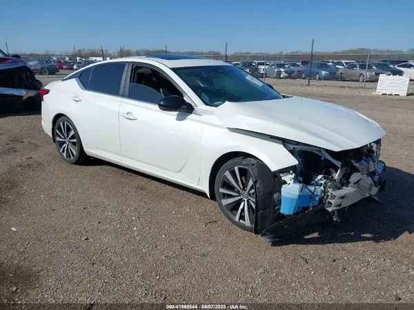 1N4BL4CV9LC123187 2020 NISSAN ALTIMA - Image 1