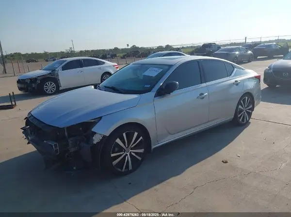 1N4BL4CV9LC127319 2020 NISSAN ALTIMA - Image 2