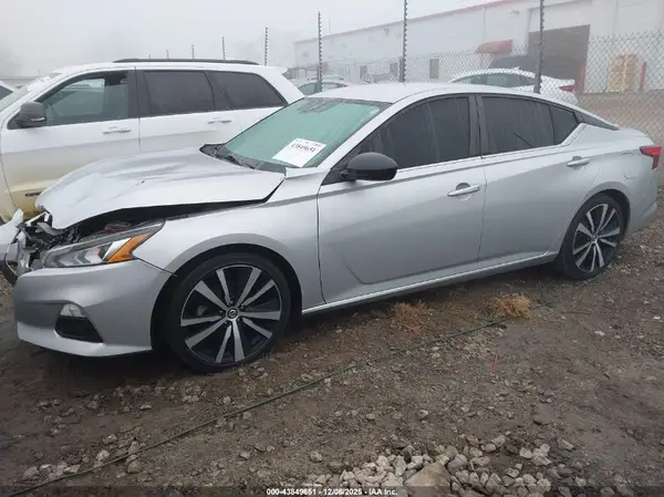 1N4BL4CV9LC132214 2020 NISSAN ALTIMA - Image 2