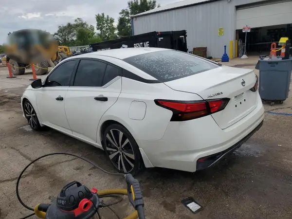 1N4BL4CV9LC135534 2020 NISSAN ALTIMA - Image 2