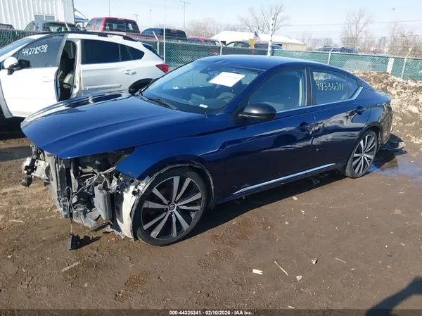 1N4BL4CV9LC164998 2020 NISSAN ALTIMA - Image 2