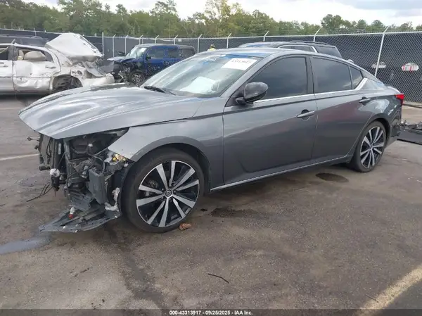 1N4BL4CV9LC183616 2020 NISSAN ALTIMA - Image 2