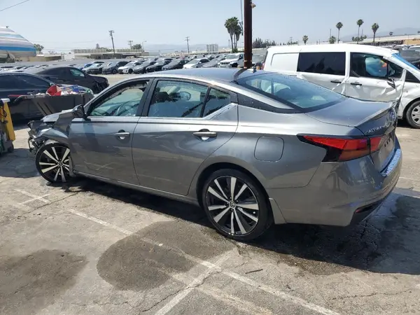 1N4BL4CV9LC274157 2020 NISSAN ALTIMA - Image 2