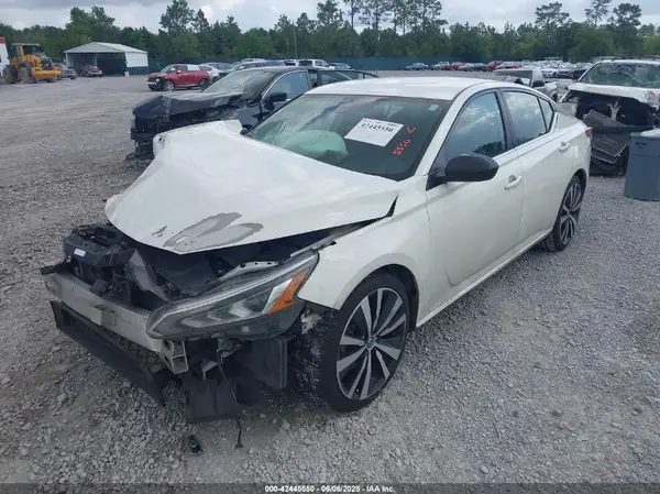 1N4BL4CV9LN313995 2020 NISSAN ALTIMA - Image 2