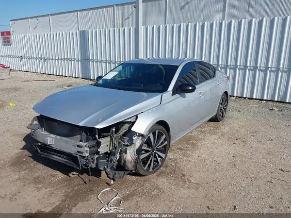 1N4BL4CV9LN318355 2020 NISSAN ALTIMA - Image 2