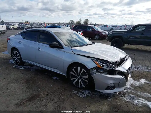 1N4BL4CV9LN319375 2020 NISSAN ALTIMA - Image 1