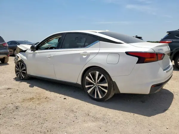 1N4BL4CV9LN320834 2020 NISSAN ALTIMA - Image 2