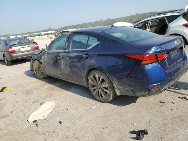 1N4BL4CV9MN303131 2021 NISSAN ALTIMA - Image 2