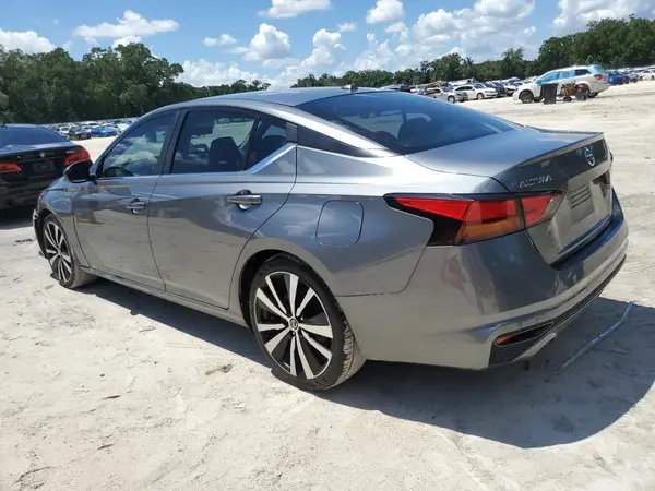 1N4BL4CV9MN304795 2021 NISSAN ALTIMA - Image 2