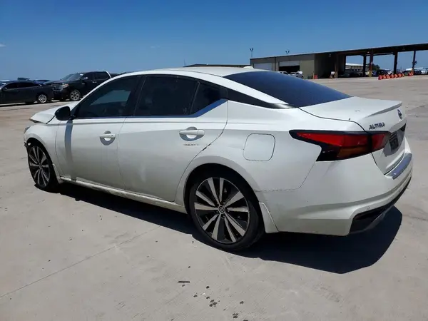 1N4BL4CV9MN306451 2021 NISSAN ALTIMA - Image 2