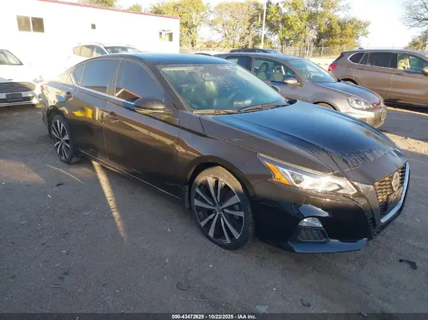 1N4BL4CV9MN307504 2021 NISSAN ALTIMA - Image 1