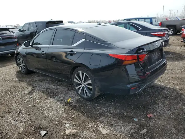 1N4BL4CV9MN309575 2021 NISSAN ALTIMA - Image 2