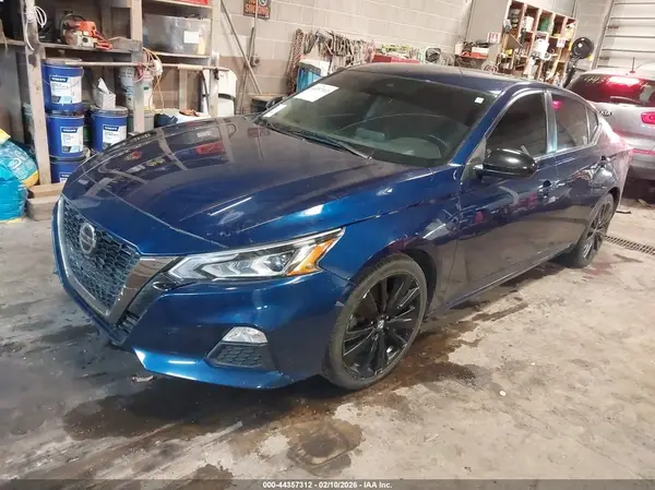 1N4BL4CV9MN326098 2021 NISSAN ALTIMA - Image 2