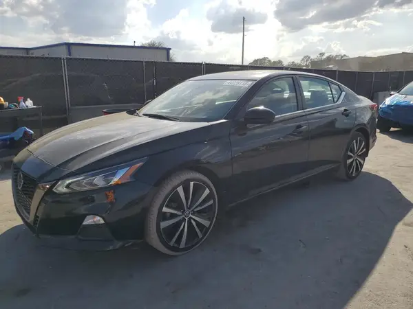 1N4BL4CV9MN326165 2021 NISSAN ALTIMA - Image 1