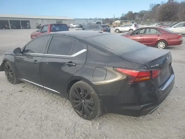 1N4BL4CV9MN327848 2021 NISSAN ALTIMA - Image 2