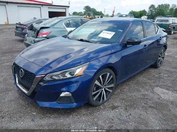 1N4BL4CV9MN331155 2021 NISSAN ALTIMA - Image 2