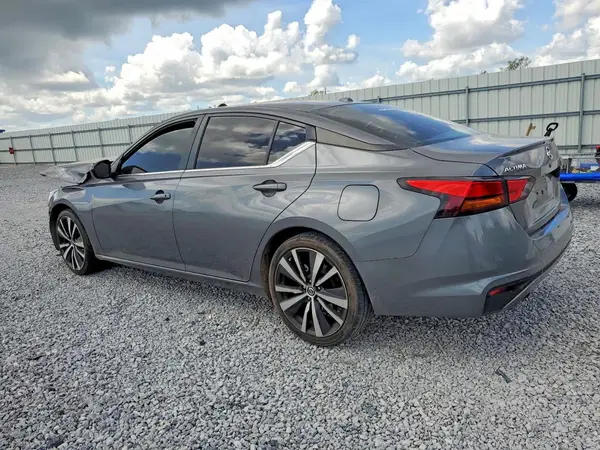 1N4BL4CV9MN343869 2021 NISSAN ALTIMA - Image 2