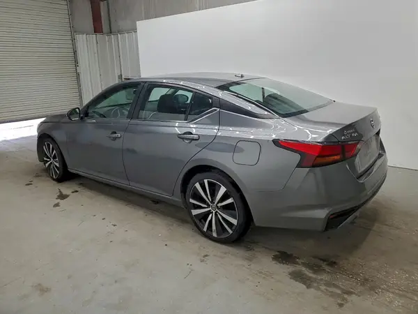 1N4BL4CV9MN362745 2021 NISSAN ALTIMA - Image 2
